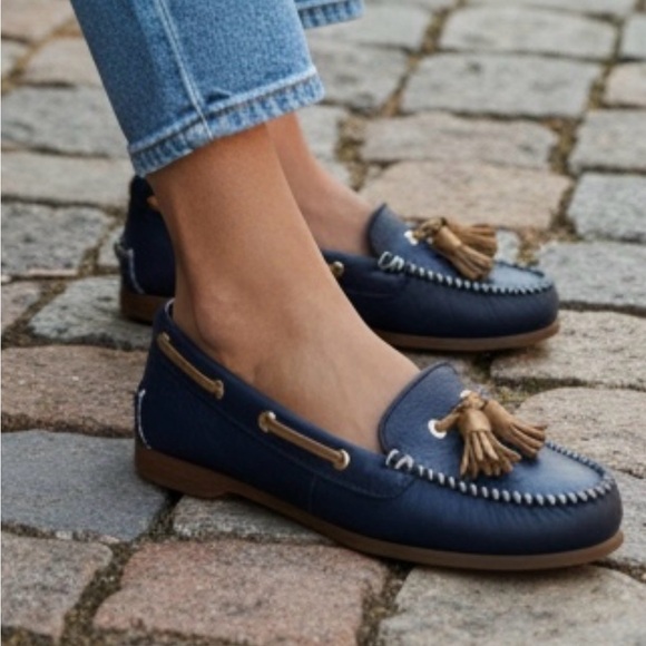 Sperry Top Sider Women's Navy Blue Leather Tassel Slip On Loafers Flats 6M - Picture 1 of 11